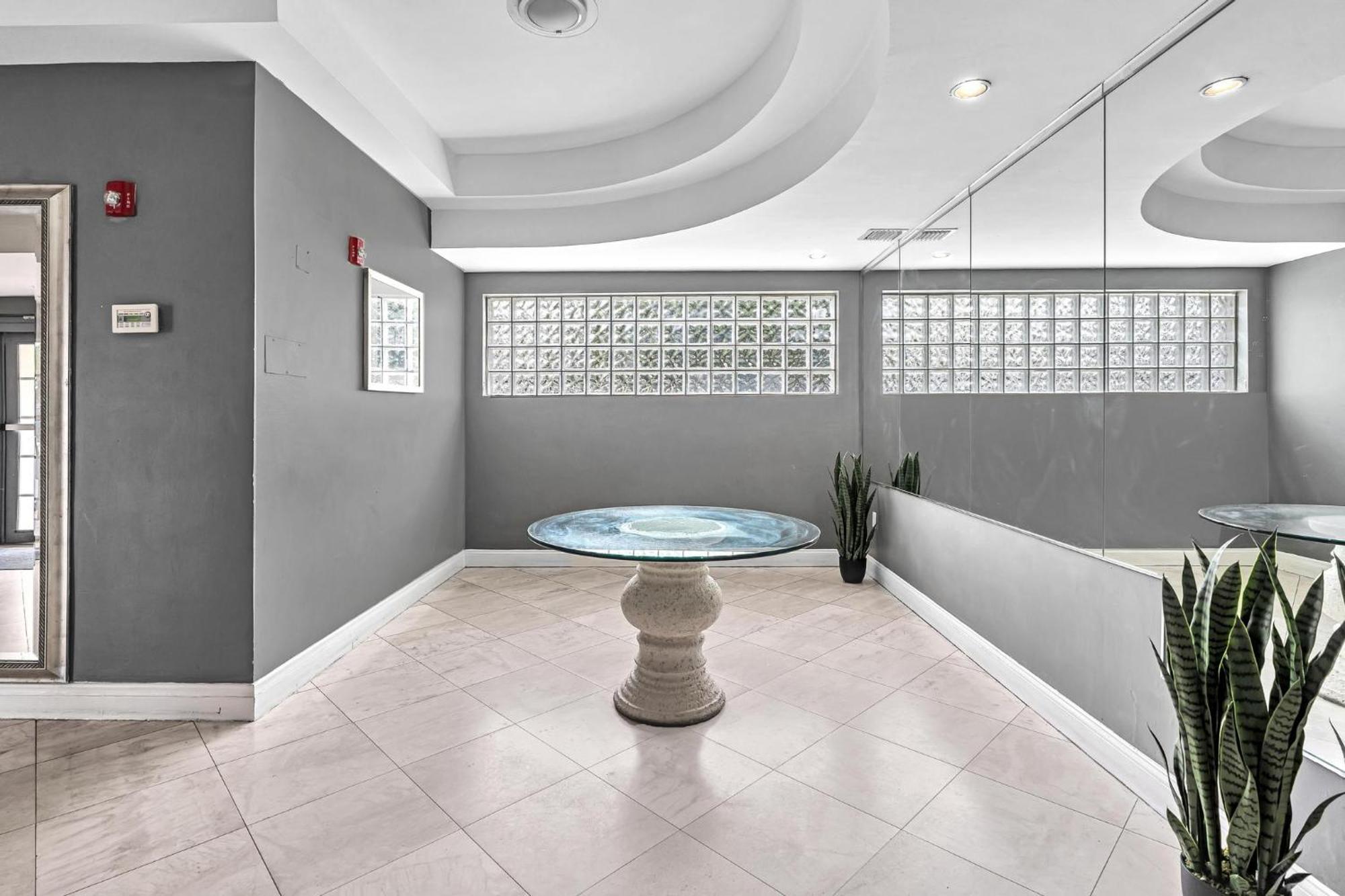 1 Bedroom In The Best Location In South Beach ! Miami Beach Kültér fotó